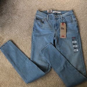 NWT 710 Super Skinny Levi’s